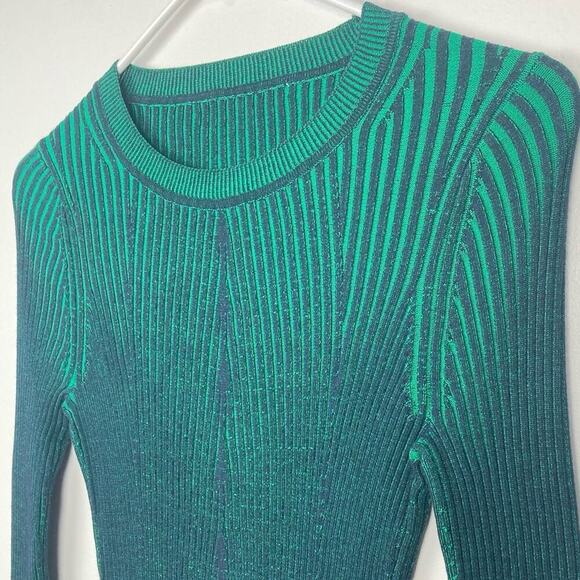 ALEXANDER WANG Flared Sleeve Sweater in Emerald - Picture 4 of 11